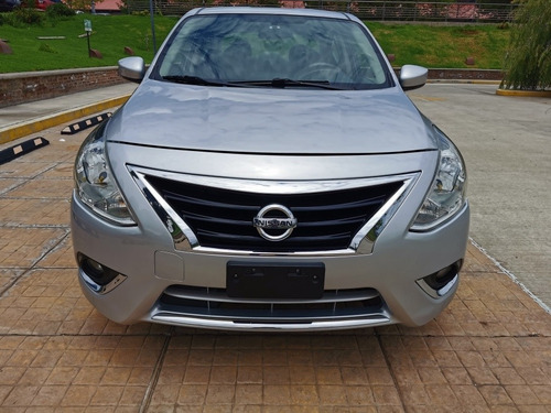 Imagen 5 de 15 de Nissan Versa 1.6 Advance Mt 2017