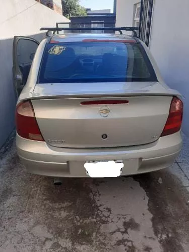 Chevrolet Corsa Sedan 4 Puertas