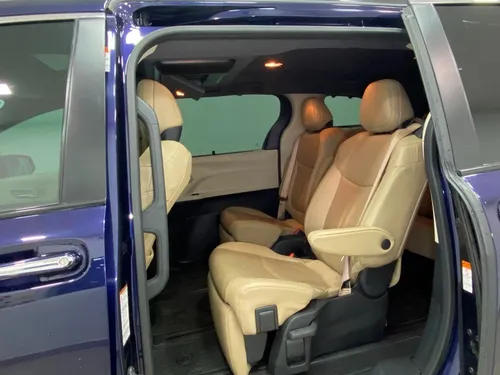 Toyota Sienna 3.5 Limited At