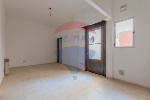 Imagen 9 de 13 de Ph 2 Ambientes Planta Baja Con Patio Villa Luro