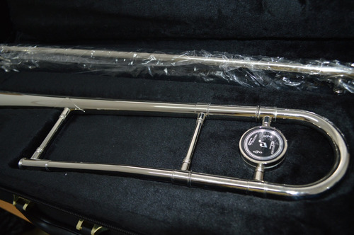 Imagen 5 de 6 de Trombone B Tenor Con F Trigger + Estuche Y Accesorios