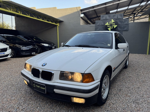 BMW Serie 3 1.8 318s Sedan