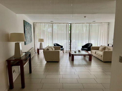 Venta Depto 2dorm + 2baños + 1est +1bod, Barrio El Golf