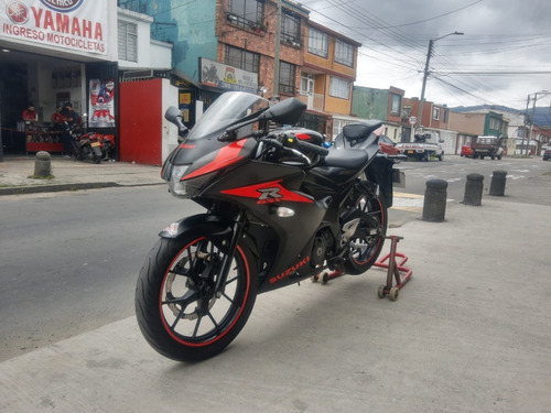 Suzuki Gsx R150 Modelo 2018 En Biker Shop