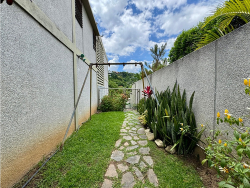 Vendo Casa 370m2 Lomas De Chuao 3189