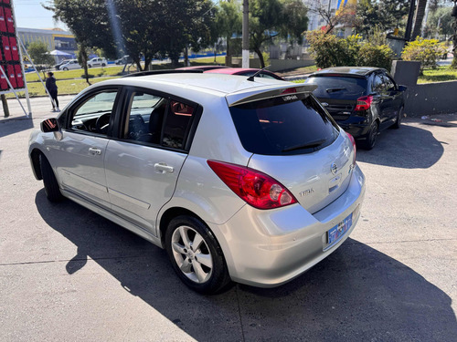 Nissan Tiida 1.8 Sl Flex Aut. 5p