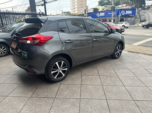 Toyota Yaris 1.3 16V XL LIVE