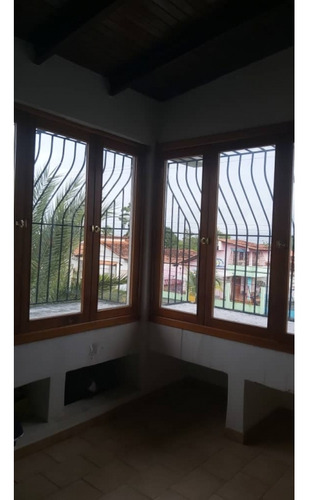 Se Vende Casa En Urb. La Floresta Ve02-672lf-ssil