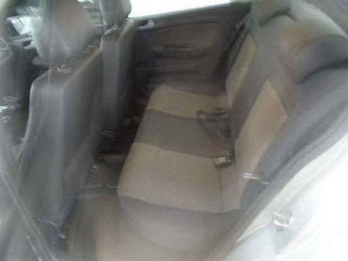 Volkswagen Voyage 1.6 Mi 8v Flex 4p Manual