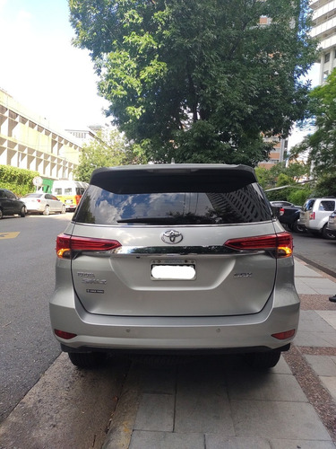 Toyota Sw4 2.8 Srx 177cv 4x4 7as At 2016