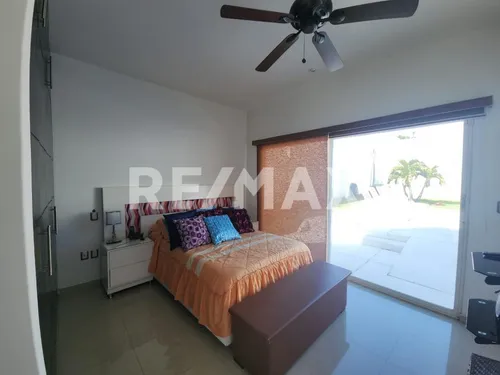 Casa En Venta En Fraccionamiento Real De Oaxtepec