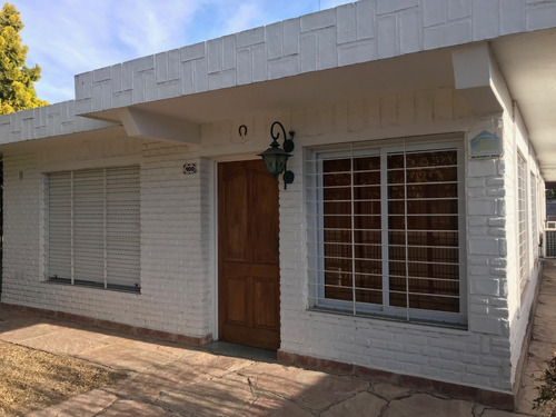 Oportunidad Barrio Santa Rita Chalet 3 Dorm, 2 Baños C/gas N