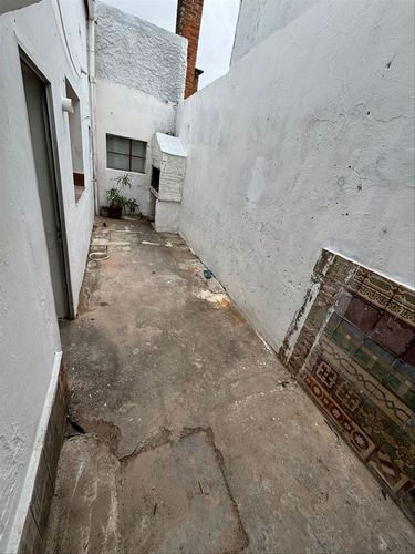 Casa Al Frente Muy Buena Zona Tres Dormitorios Con Garage