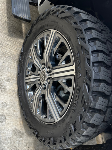 Toyota Sequoia 3.4 V6 Capstone
