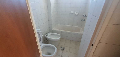 Imagen 9 de 9 de Alberdi - Avellaneda Al 100 - Depto En Venta