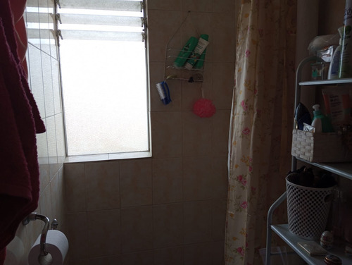 Venta De Lindo Depto. 3d, 1b. Cercano A Hospital El Pino