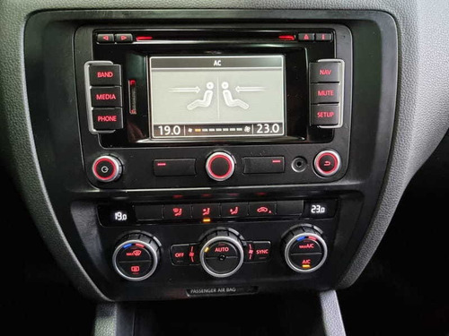Imagem 15 de 15 de Vw - Jetta 2.0 Comfortline - 2014 Ún. Dono E Placa I