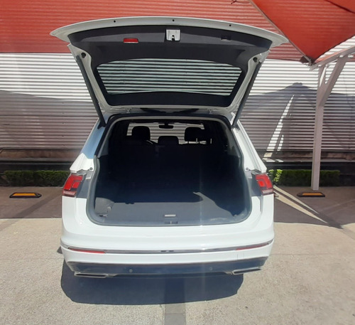 Imagen 7 de 15 de Volkswagen Tiguan 2020 1.4 Comfortline Plus At