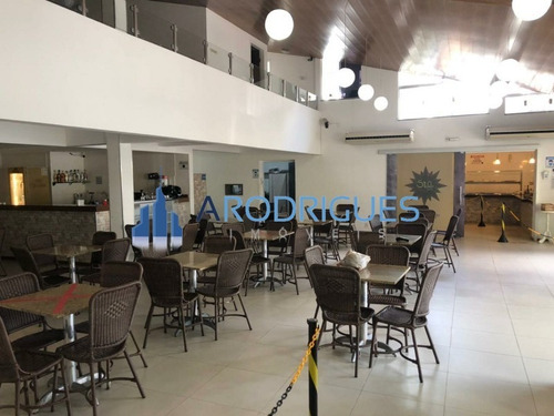 Imagem 3 de 10 de Oportunidade De Aluguel De Ponto Em Excelente Região Da Ondina! - Pt00017