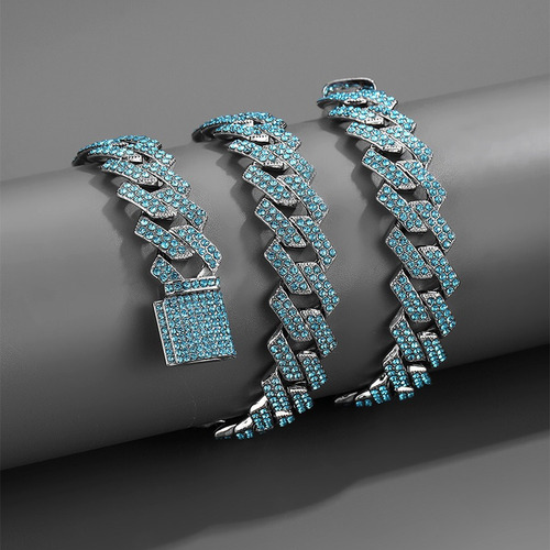2025 Collar De Eslabones Cubanos De Cristal Azul Helado
