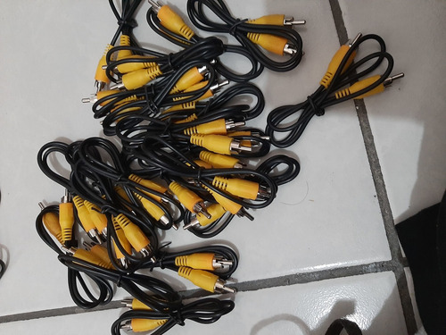 Imagen 1 de 2 de Cable Rca Macho De 30cm Para Cámaras De Seguridad
