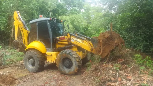 Retroexcavadora New Holland B115b 4x4