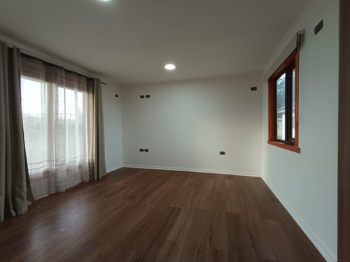 Se Arrienda Año Corrido Linda Y Acogedora Casa En Condominio