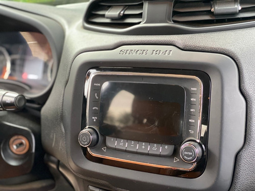 Imagem 16 de 17 de Jeep Renegade Sport 1.8 4x2 Flex Aut. Oportunidade