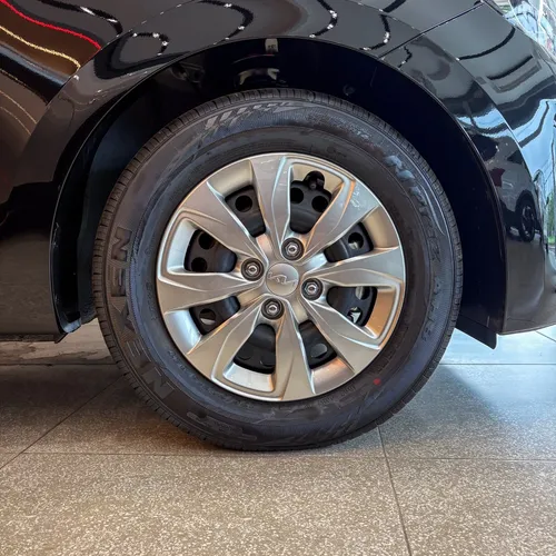 Kia Soluto 1.4 Emotion Mt