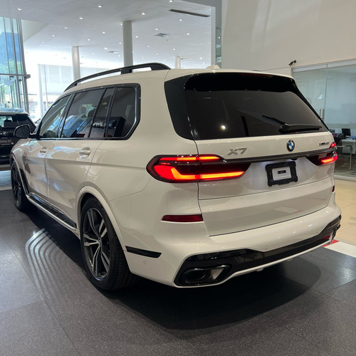 BMW X7 3.0 Xdrive70