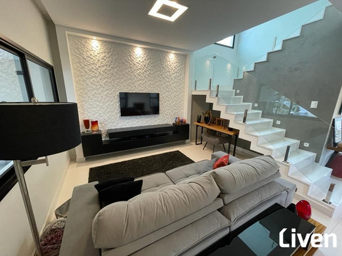 Imagem 3 de 30 de Casa Maravilhosa Com 4 Suítes, Área Gourmet, Piscina E 2 Vagas No Urbanova - So0736