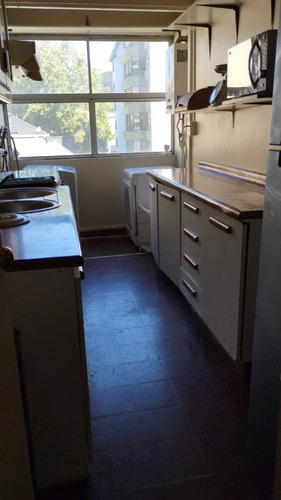¡amplio Depto En Concepción, 4 Privados Y 2 Baños!