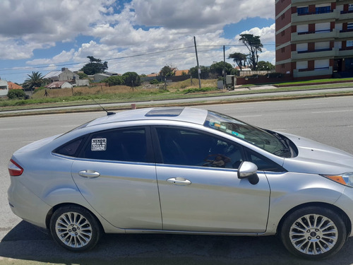 Ford Fiesta Titanium Power Shift 2014