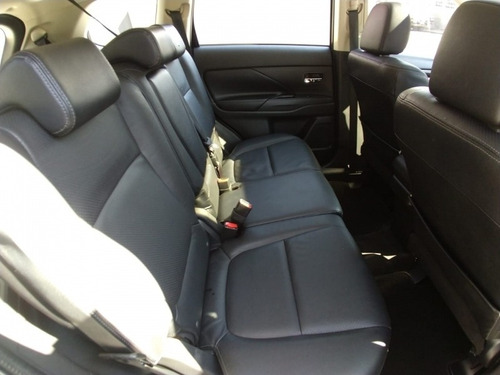 Outlander 3.0 Gt 4x4 V6 24v Aut 2016 C/ Teto Solar
