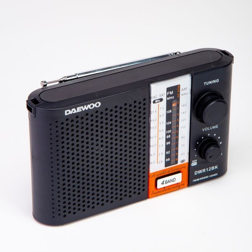 Radio Am Fm Portátil Analógica Daewoo Dwr12bk Pilas