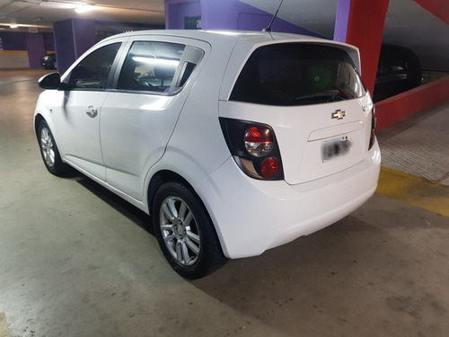 Imagen 2 de 5 de Chevrolet Sonic 1.6 Lt Mx 5 P 2014