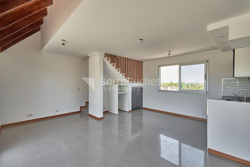 Imagen 13 de 30 de Venta Departamento Duplex 2 Ambientes En Haedo Centro (5b)