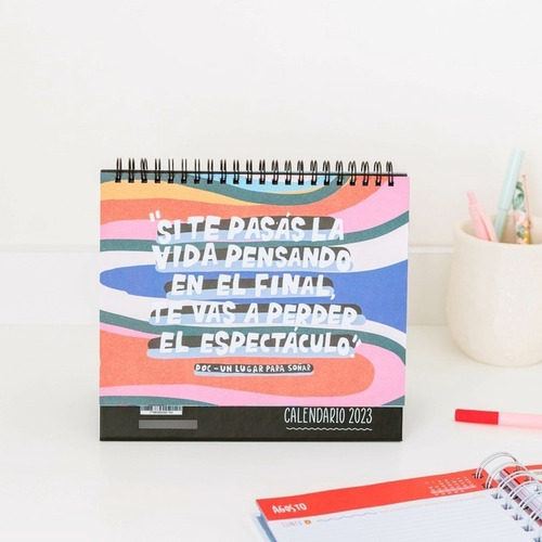 Imagen 5 de 6 de Calendario 2023 Planer Escritorio Premium Color Anillado