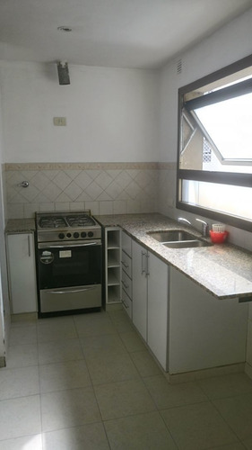 Imagen 5 de 15 de Departamento Con Cochera, 2 Dormitorios, La Plata