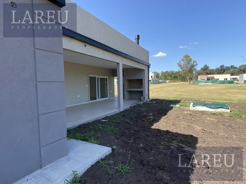 Imagen 5 de 23 de Casa - Casuarinas Del Pilar
