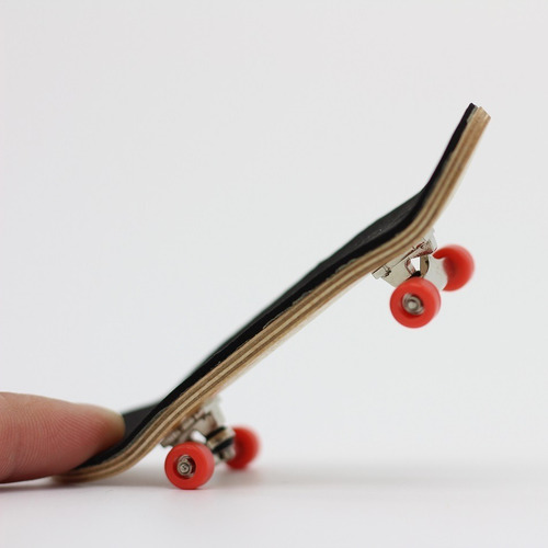 Patineta Finger Skate Profesional Tipo Tech Deck 