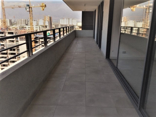 Imagen 3 de 21 de Gran Penthouse En El Llano, A Pasos Metro San Miguel