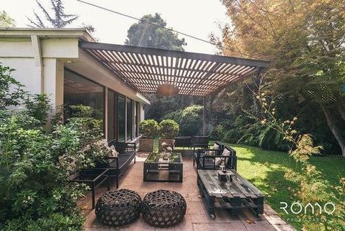 Casa En Venta De 5 Dorm. En Vitacura