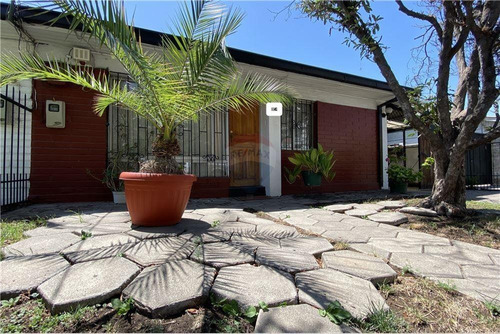 Imagen 2 de 18 de Se Vende Casa Para Remodelar, Ñuñoa