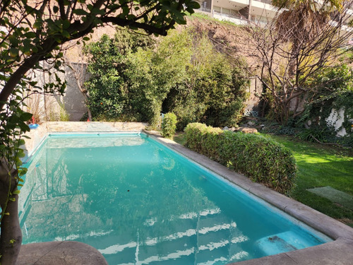 Casa Tres Pisos Amplios Espacios Buenaventura Quilicura.