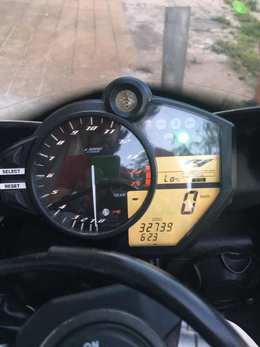 Yamaha Yfz R1
