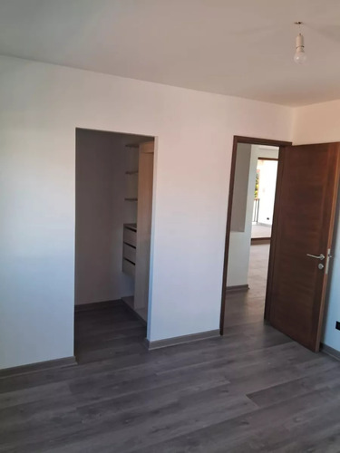 Linda Casa Nueva En Condominio/ Chicureo/ 1321 Mt2 / 370 Mt2