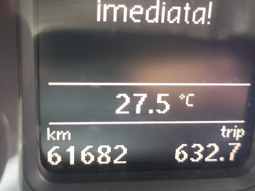 Imagem 9 de 11 de Volkswagen Fox 2014 1.6 Vht Highline Total Flex 5p