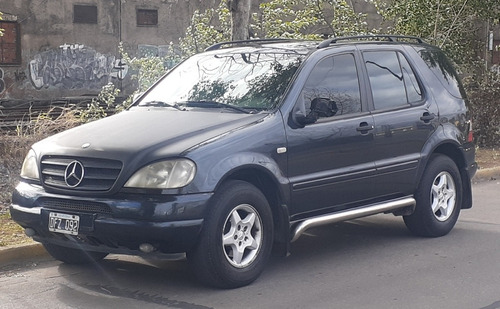 Mercedes-Benz ML 3.2 Ml320 At Luxury