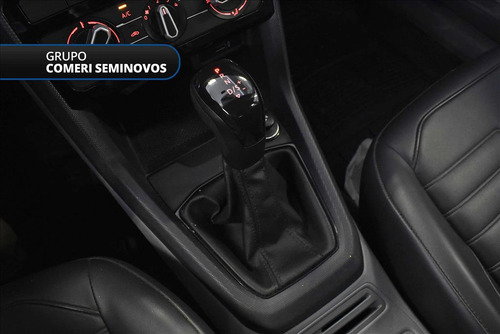 Volkswagen T-Cross 1.0 200 TSI TOTAL FLEX AUTOMÁTICO